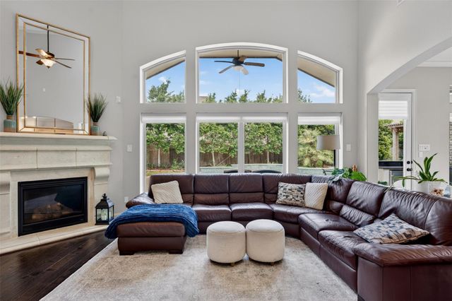 1504 Tallow Chase Court, Friendswood, TX 77546