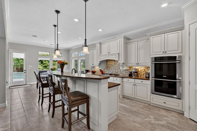 1504 Tallow Chase Court, Friendswood, TX 77546
