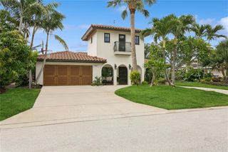 1960 KANSAS AVENUE NE, St Petersburg, FL 33703
