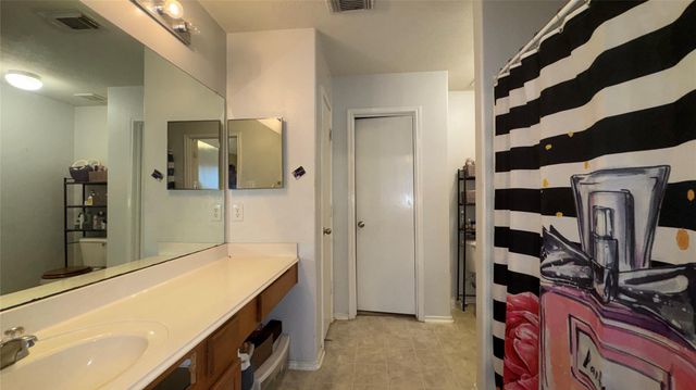 3231 Naples Grove Lane, Houston, TX 77047