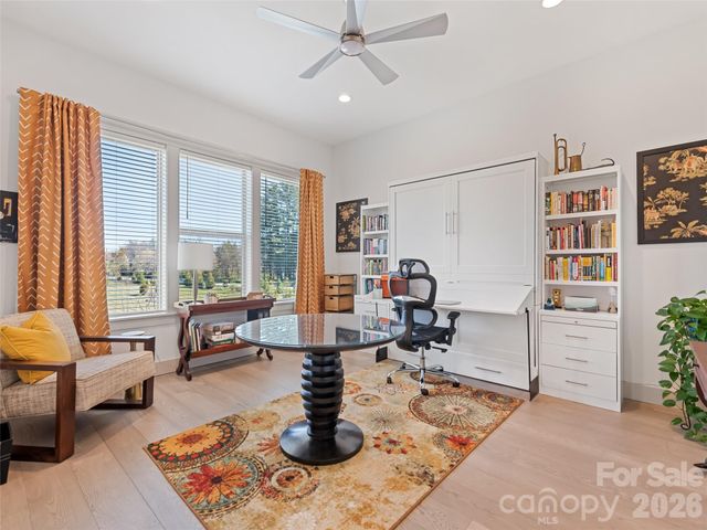 717 Daniel Circle Drive, Mills River, NC 28759