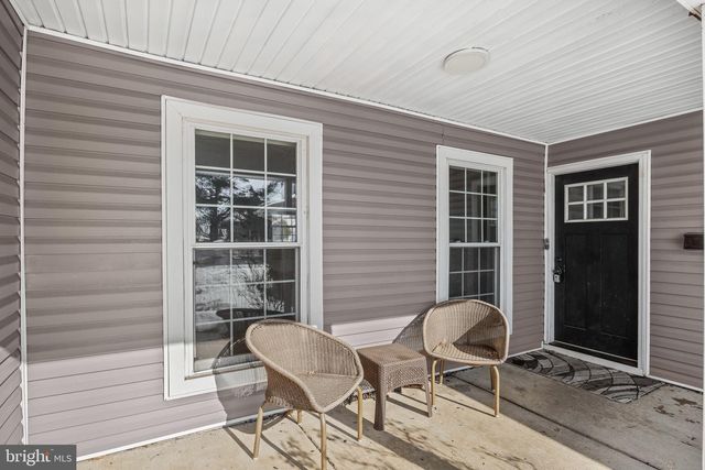 33 NEW POND LN, Willingboro, NJ 08046