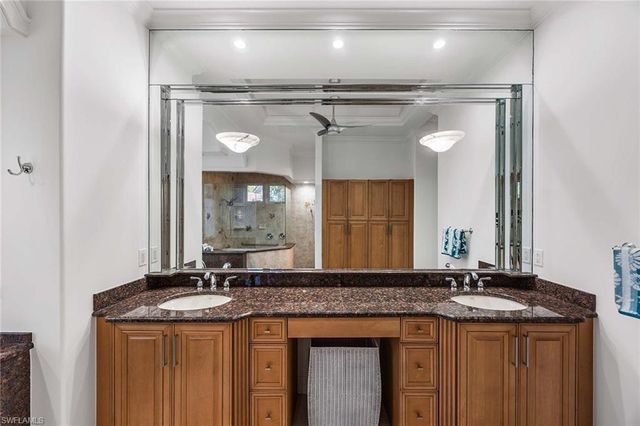 7084 Peach Blossom CT, Naples, FL 34113