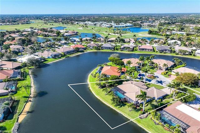 7084 Peach Blossom CT, Naples, FL 34113