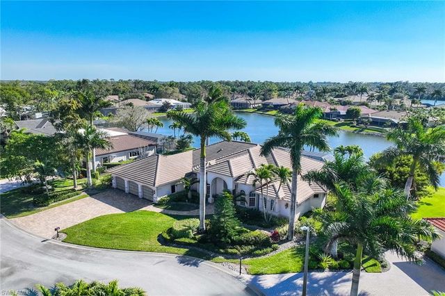 7084 Peach Blossom CT, Naples, FL 34113