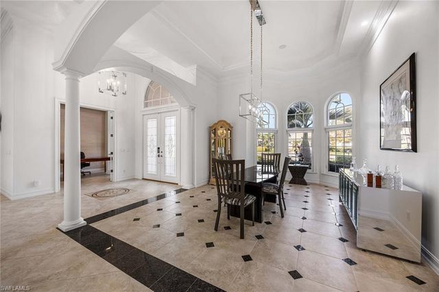 7084 Peach Blossom CT, Naples, FL 34113