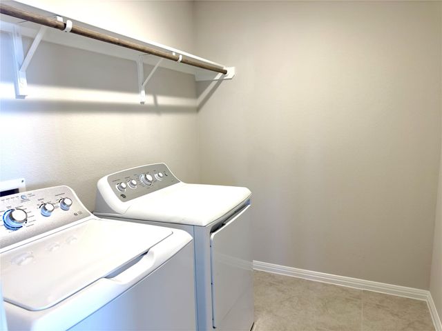 131 Rita Blanca BND, Bastrop, TX 78602