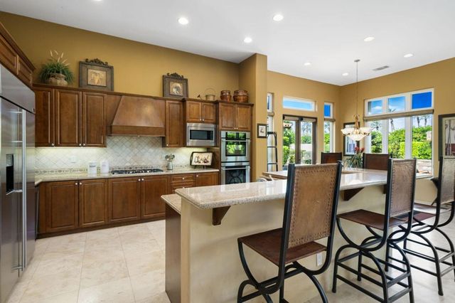 56222 Village Drive, La Quinta, CA 92253