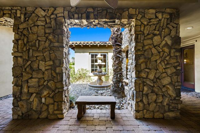 56222 Village Drive, La Quinta, CA 92253