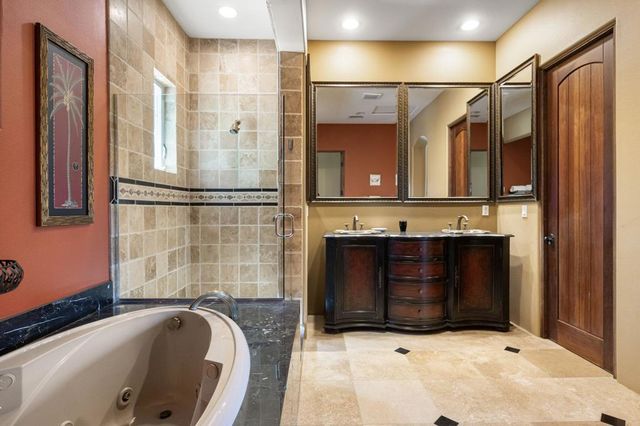 56222 Village Drive, La Quinta, CA 92253