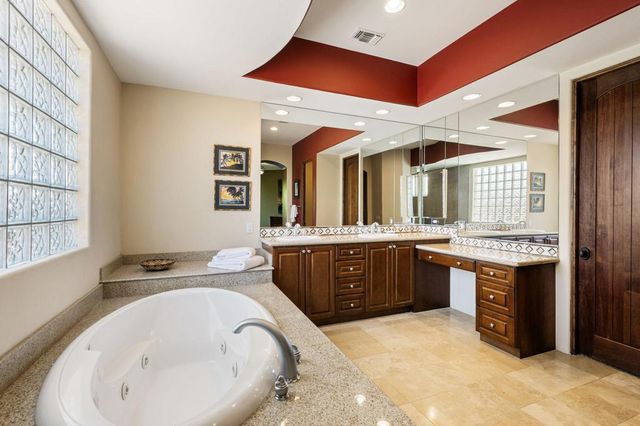 56222 Village Drive, La Quinta, CA 92253