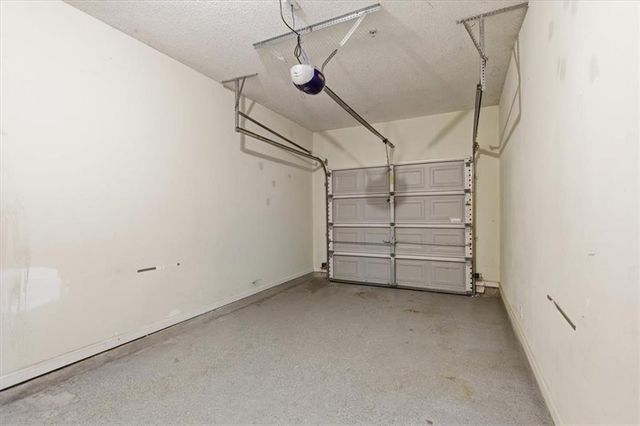 200 Riverstone Commons Circle, Canton, GA 30114