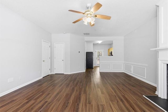 200 Riverstone Commons Circle, Canton, GA 30114