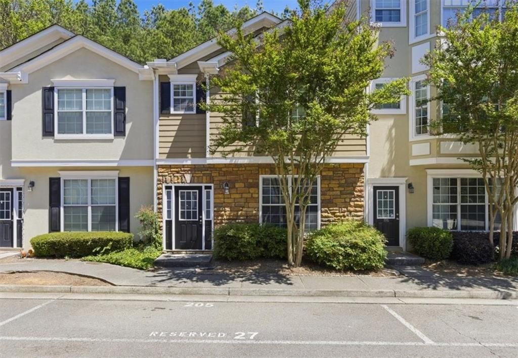 200 Riverstone Commons Circle, Canton, GA 30114