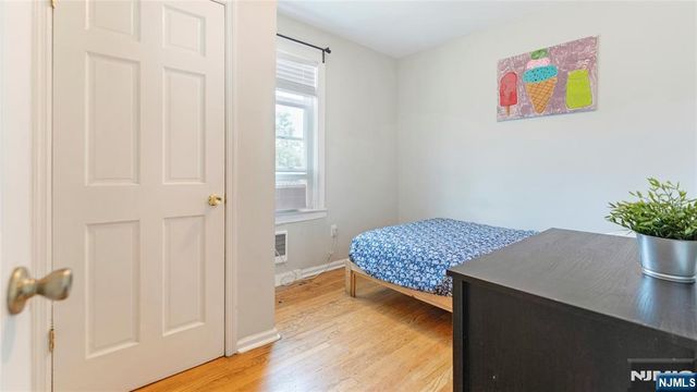 62 Welland Avenue, Irvington, NJ 07111