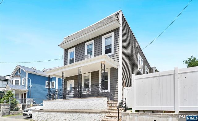 62 Welland Avenue, Irvington, NJ 07111