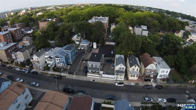 62 Welland Avenue, Irvington, NJ 07111