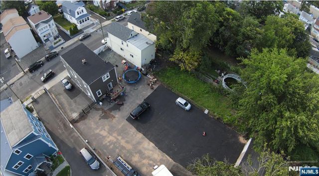62 Welland Avenue, Irvington, NJ 07111