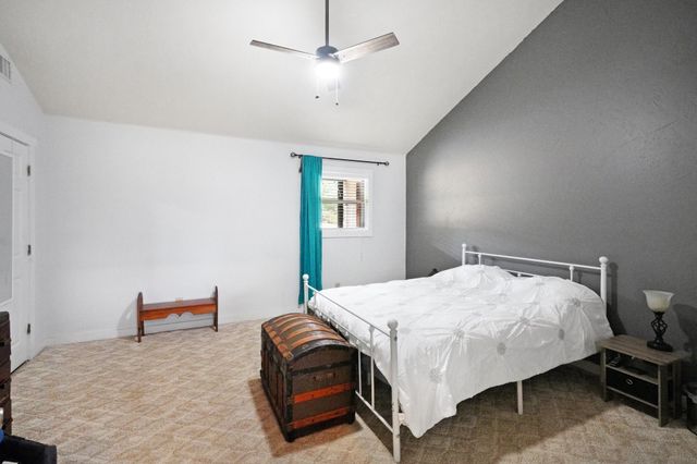 197 County Road 3553, Paradise, TX 76073
