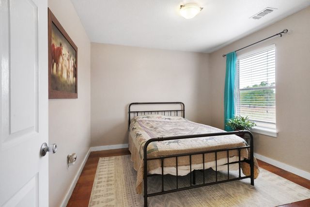 197 County Road 3553, Paradise, TX 76073