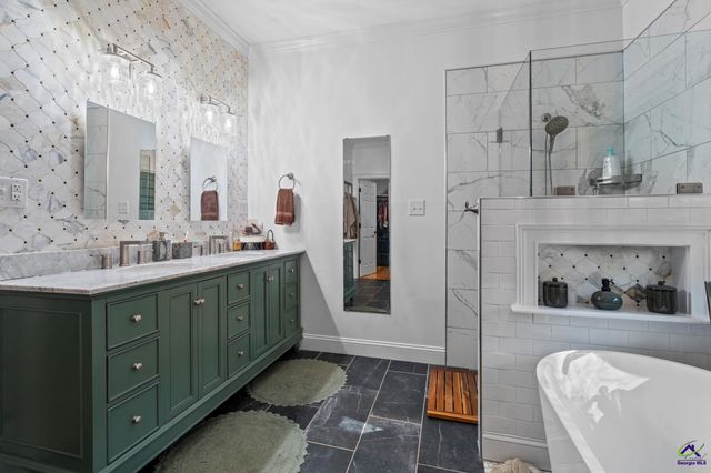 115 Woody Drive, Perry, GA 31069