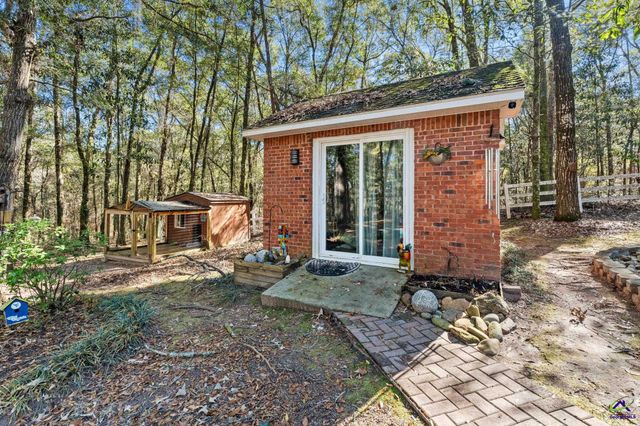 115 Woody Drive, Perry, GA 31069