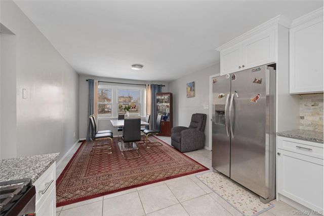 31 21st Avenue, Bay Shore, NY 11706