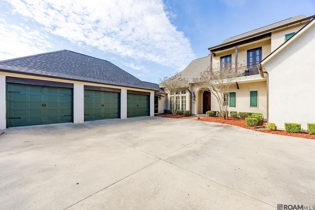 2571 Carnoustie Dr, Zachary, LA 70791