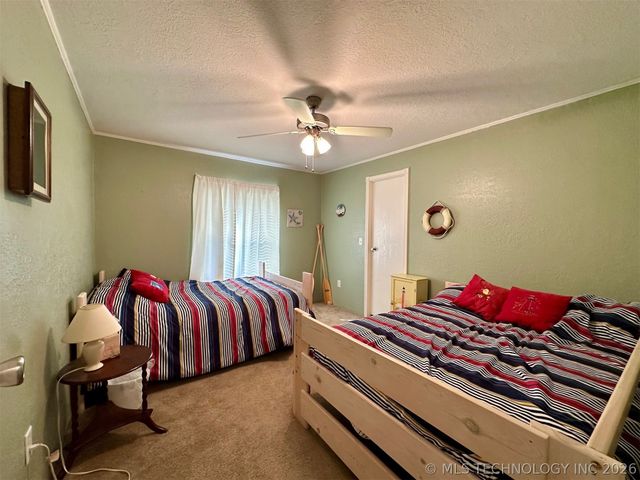 3943 Surf Road, Kingston, OK 73439