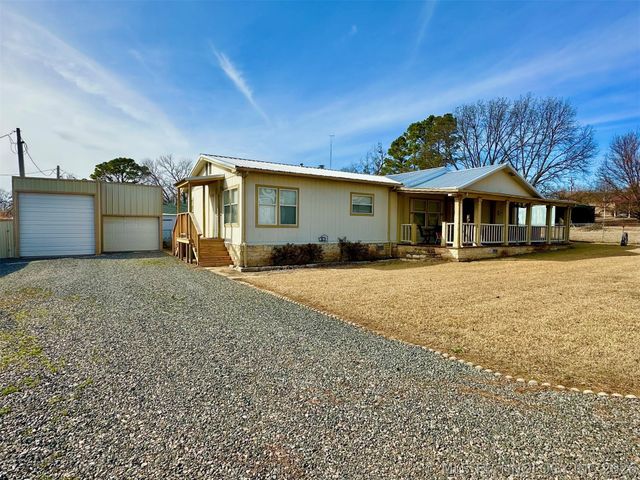 3943 Surf Road, Kingston, OK 73439