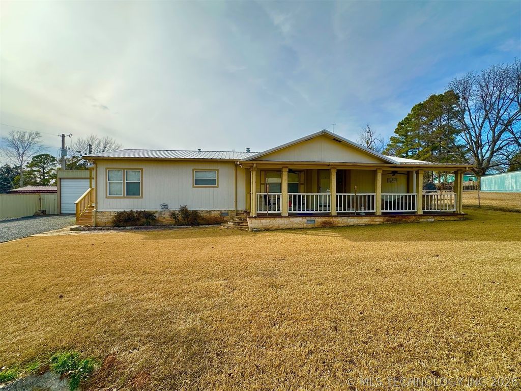 3943 Surf Road, Kingston, OK 73439