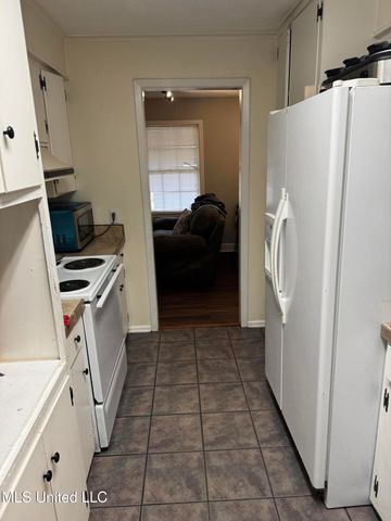 5253 Wayneland Drive, Jackson, MS 39211