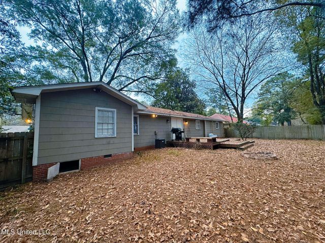 5253 Wayneland Drive, Jackson, MS 39211