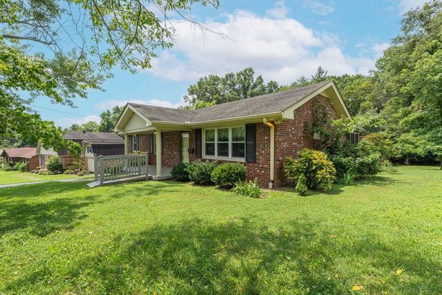 506 Mathes Ct, Goodlettsville, TN 37072