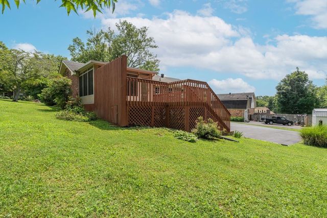 506 Mathes Ct, Goodlettsville, TN 37072