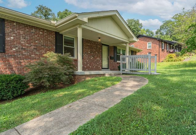 506 Mathes Ct, Goodlettsville, TN 37072