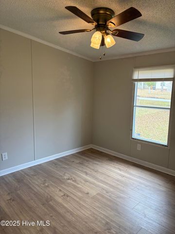 345 Lanier Avenue, Rocky Point, NC 28457