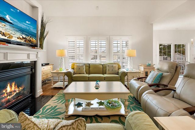 10438 NEW QUAY RD, Ocean City, MD 21842