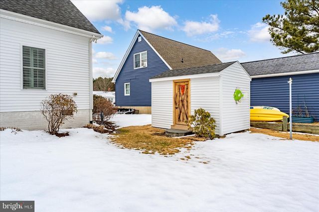 10438 NEW QUAY RD, Ocean City, MD 21842