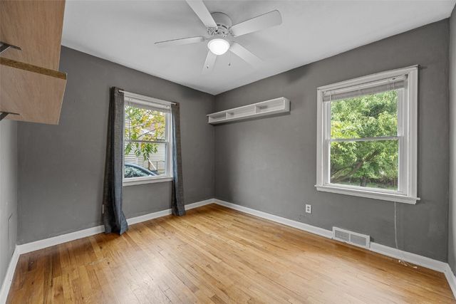 2734 Dalewood Avenue SE, Cedar Rapids, IA 52403