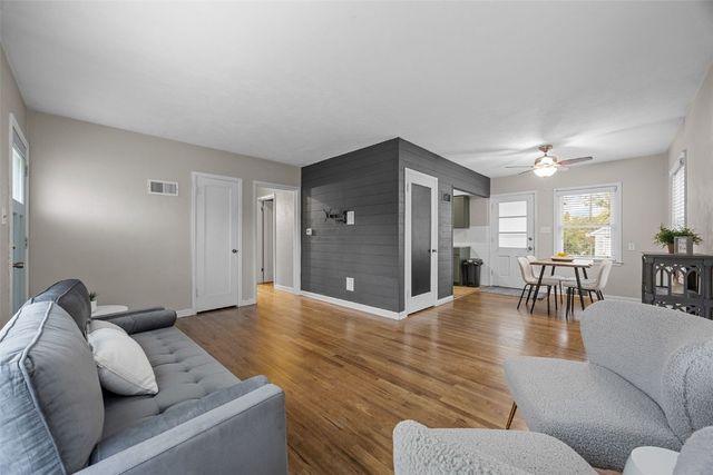 2734 Dalewood Avenue SE, Cedar Rapids, IA 52403