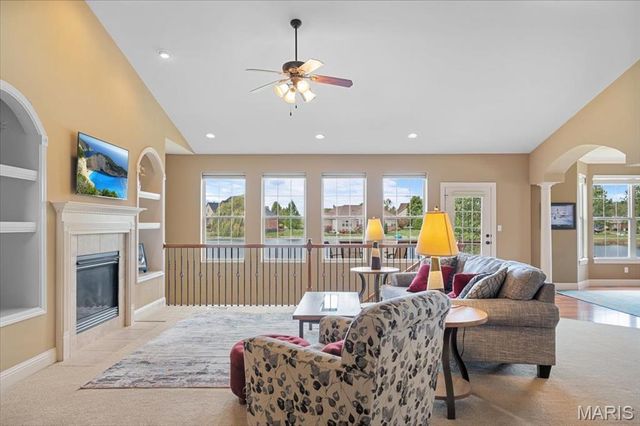 3834 N Arbor Lake Drive, Edwardsville, IL 62025