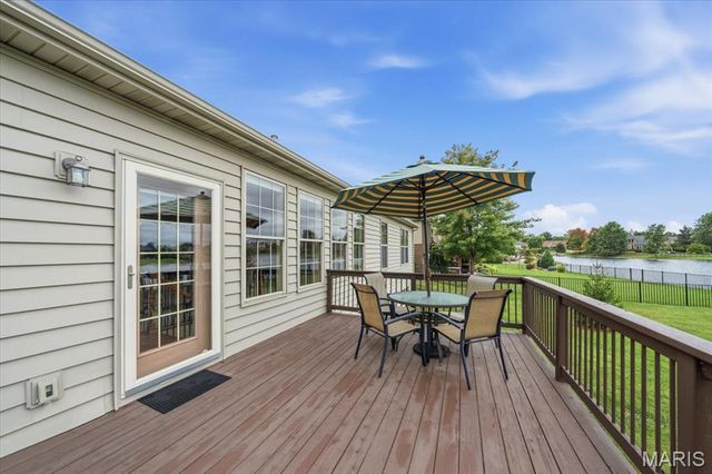 3834 N Arbor Lake Drive, Edwardsville, IL 62025