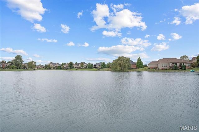 3834 N Arbor Lake Drive, Edwardsville, IL 62025