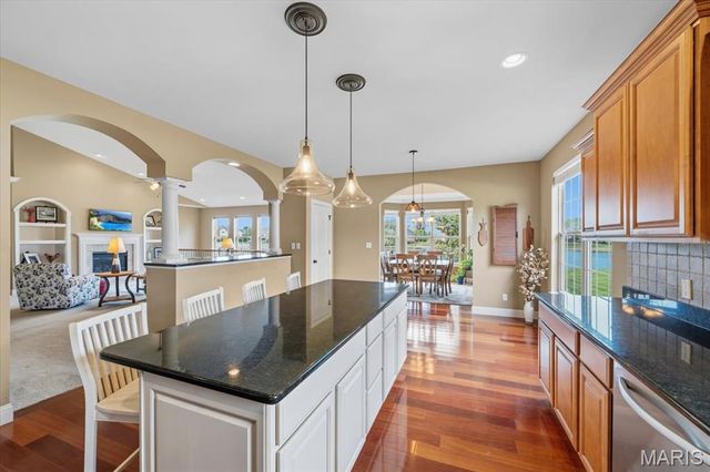 3834 N Arbor Lake Drive, Edwardsville, IL 62025