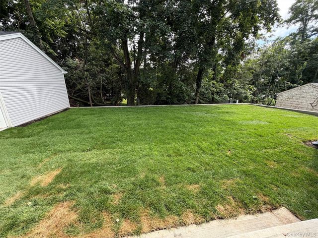 37 Church Street, Syosset, NY 11791
