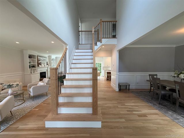 37 Church Street, Syosset, NY 11791
