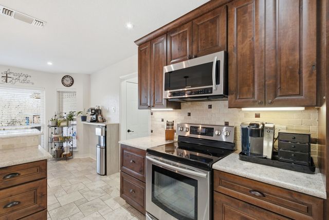 509 Queensway Road, Willow Park, TX 76087