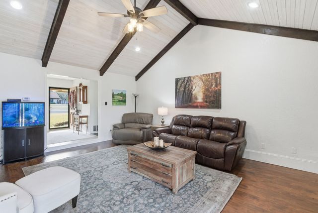 509 Queensway Road, Willow Park, TX 76087