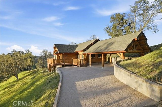 7190 Tres Vista Road, Paso Robles, CA 93446